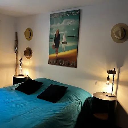 Apartment With Garden, Beaches Within Walking Distance
