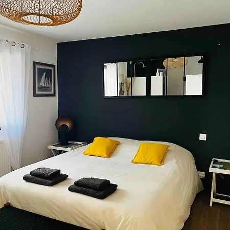 Apartment With Garden, Beaches Within Walking Distance Lège-Cap-Ferret