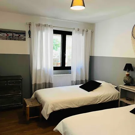 Apartment With Garden, Beaches Within Walking Distance Lège-Cap-Ferret